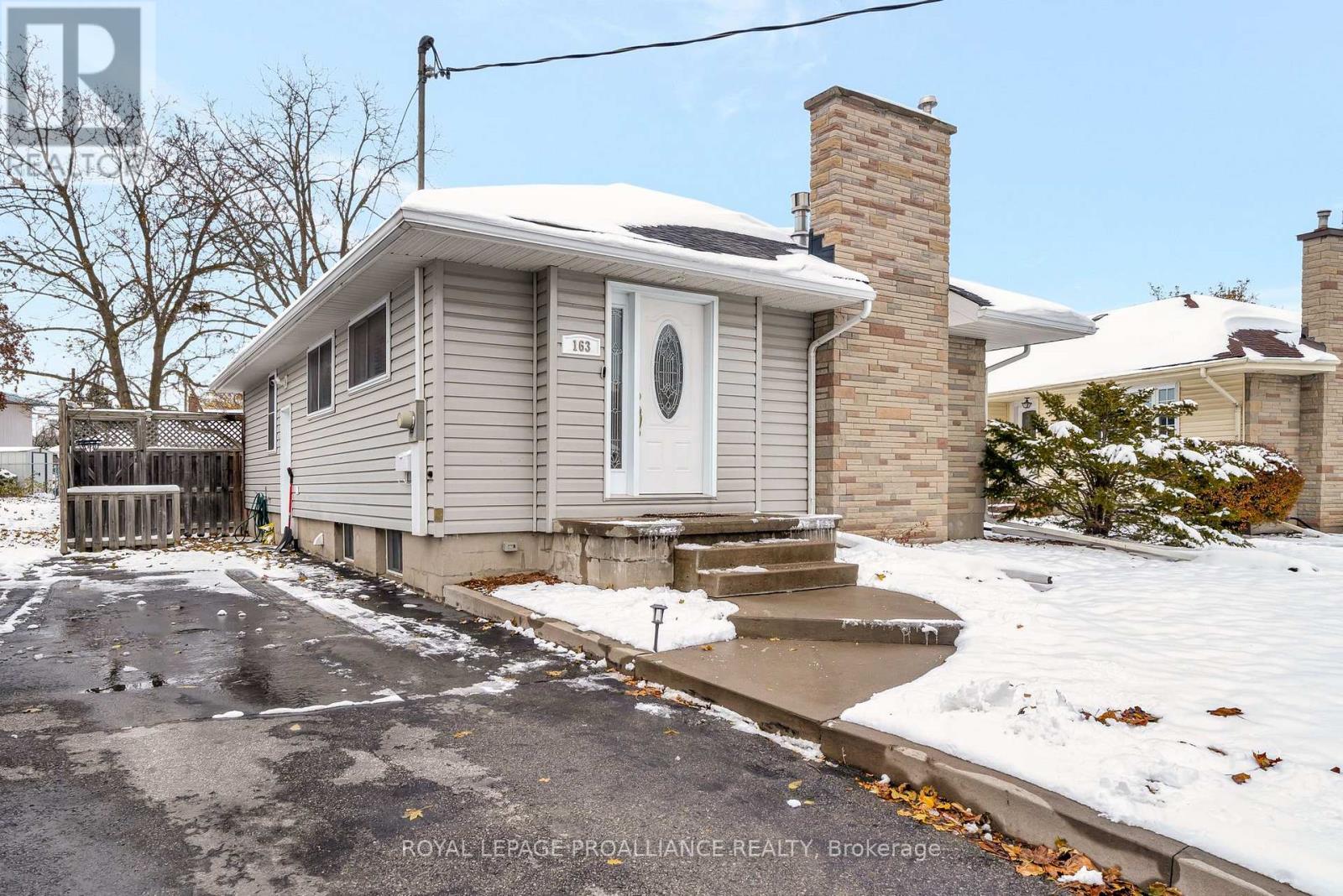 163 HASTINGS DRIVE, Belleville, Ontario