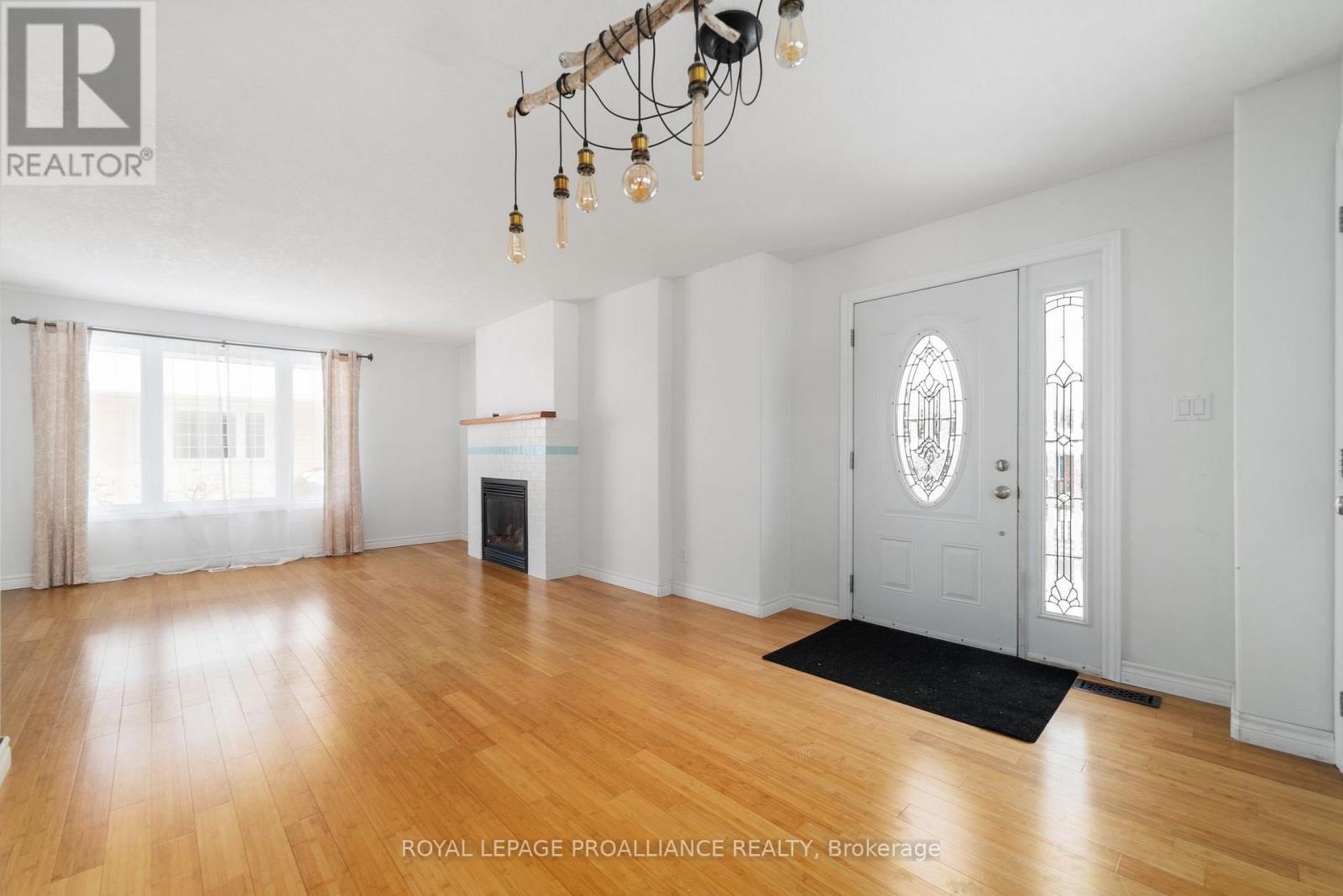 163 Hastings Drive, Belleville, Ontario  K8N 1J7 - Photo 10 - X12546874