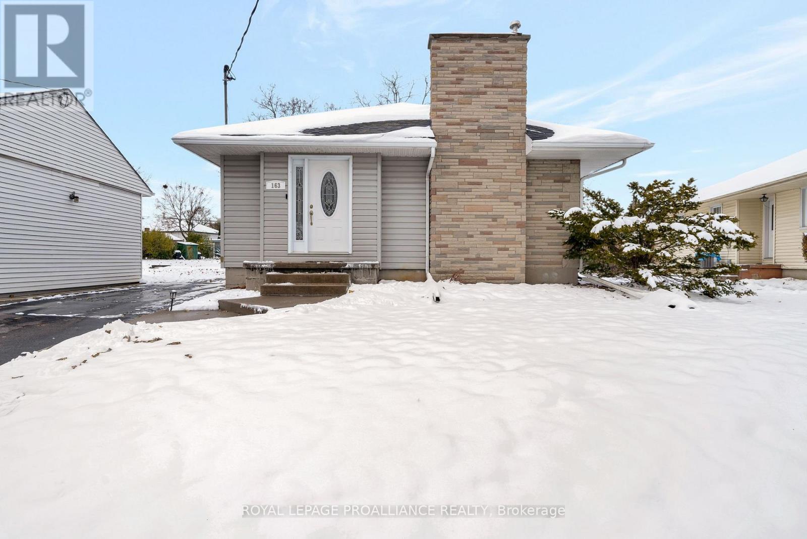 163 Hastings Drive, Belleville, Ontario  K8N 1J7 - Photo 2 - X12546874