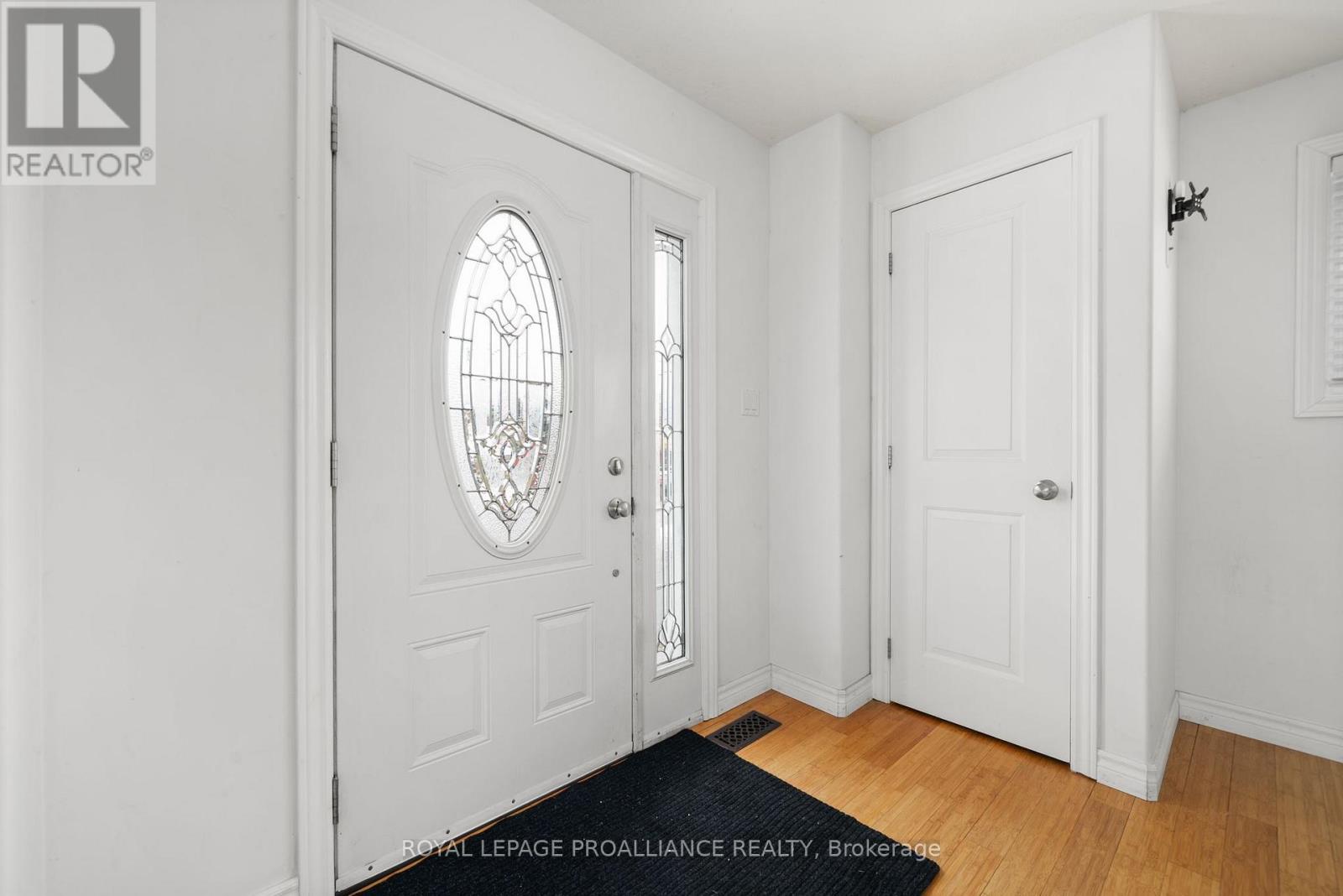 163 Hastings Drive, Belleville, Ontario  K8N 1J7 - Photo 5 - X12546874