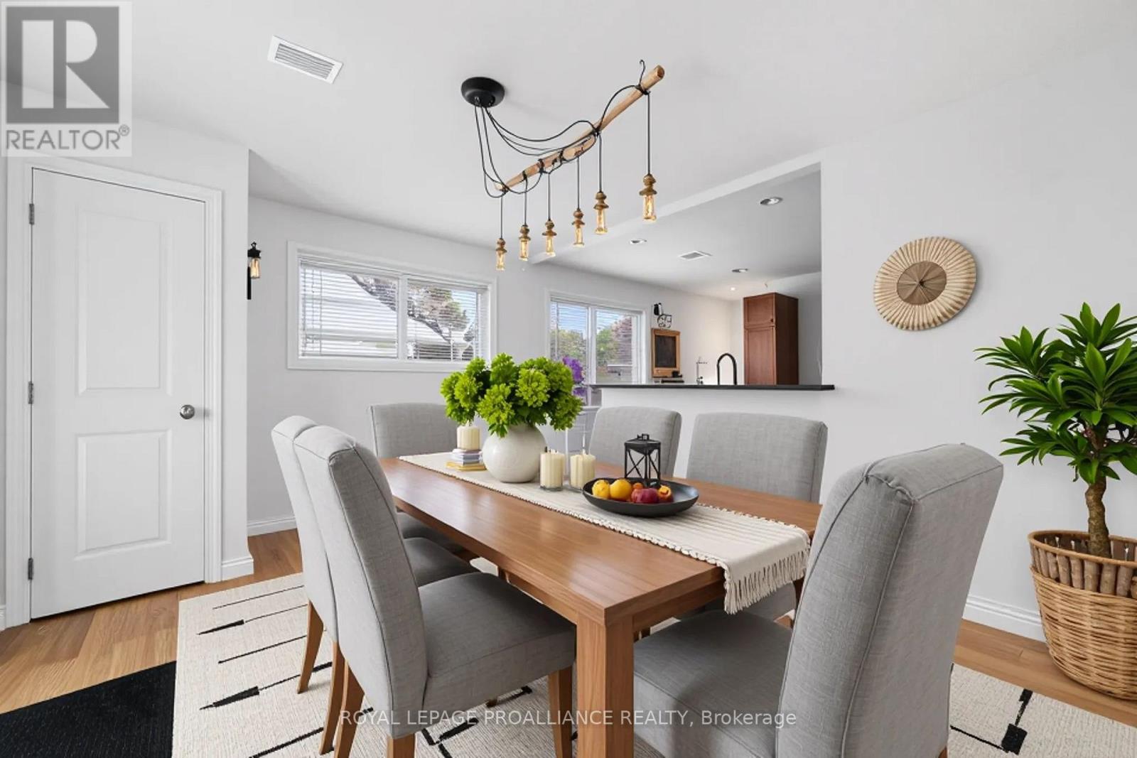 163 Hastings Drive, Belleville, Ontario  K8N 1J7 - Photo 6 - X12546874