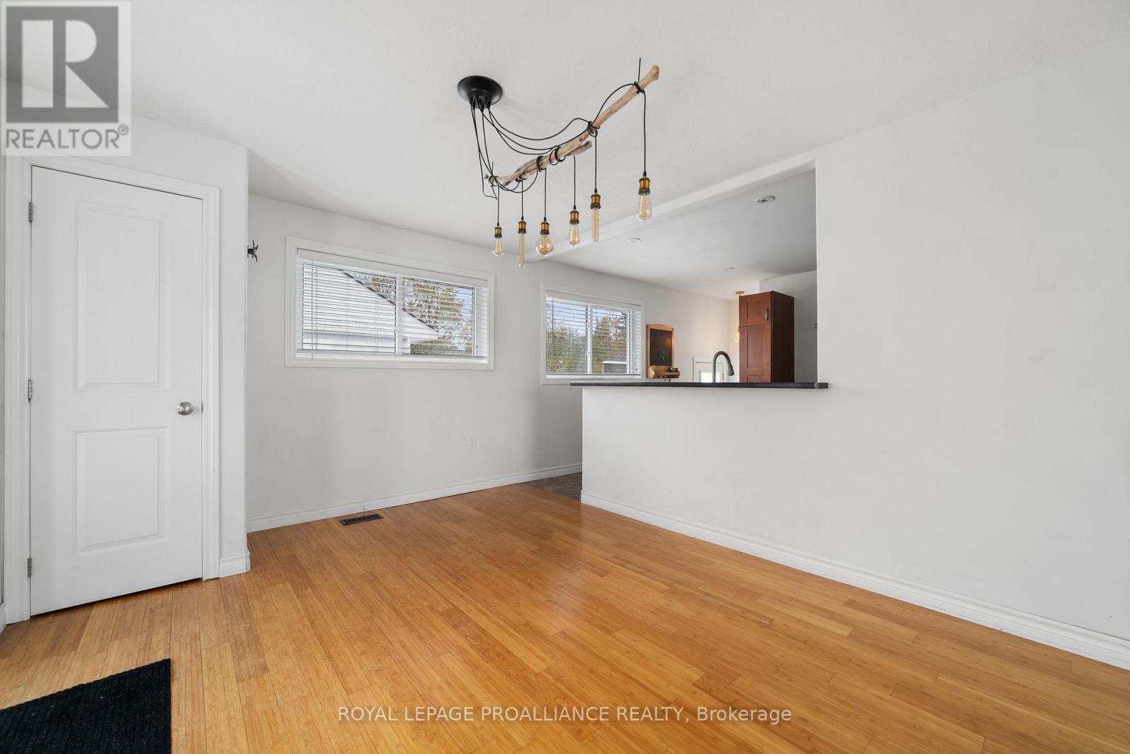 163 Hastings Drive, Belleville, Ontario  K8N 1J7 - Photo 7 - X12546874