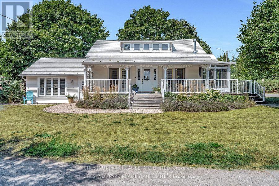 26 EAST STREET, Prince Edward County, Ontario