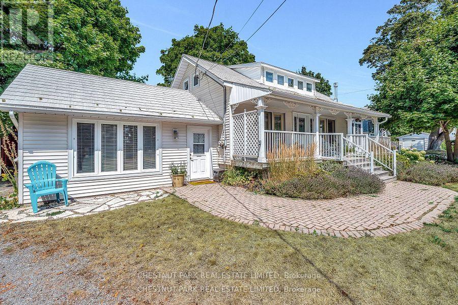 26 East Street, Prince Edward County, Ontario  K0K 2T0 - Photo 2 - X12548436
