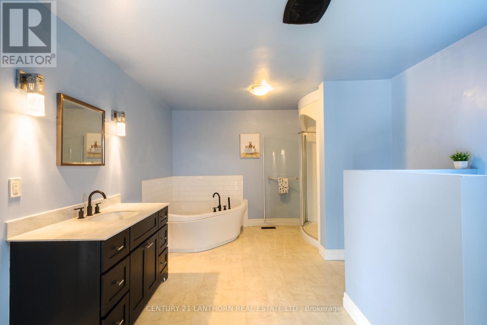 202 Casey Road, Belleville, Ontario  K8N 4Z6 - Photo 11 - X12550088