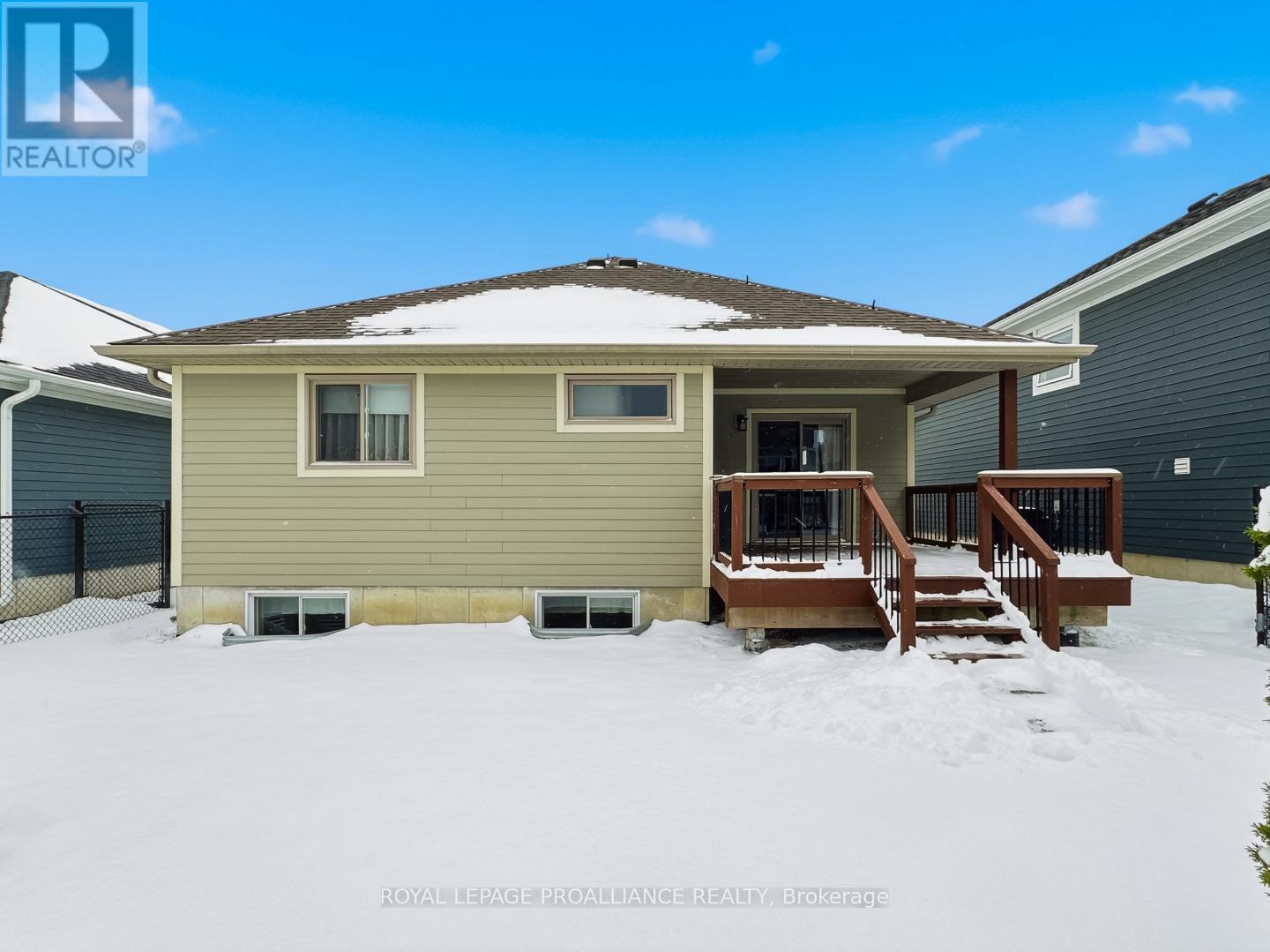 8 Tessa Boulevard, Belleville, Ontario  K8N 4Z5 - Photo 2 - X12551954