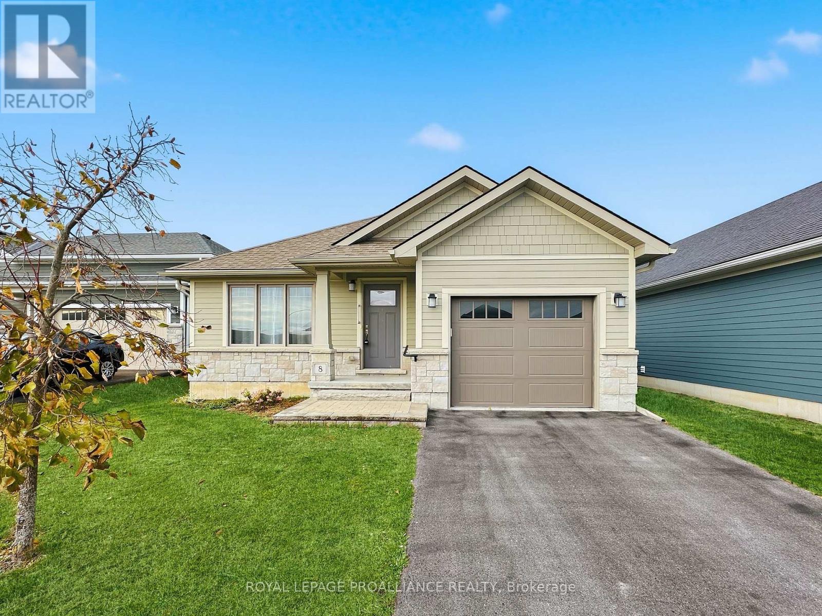 8 Tessa Boulevard, Belleville, Ontario  K8N 4Z5 - Photo 3 - X12551954