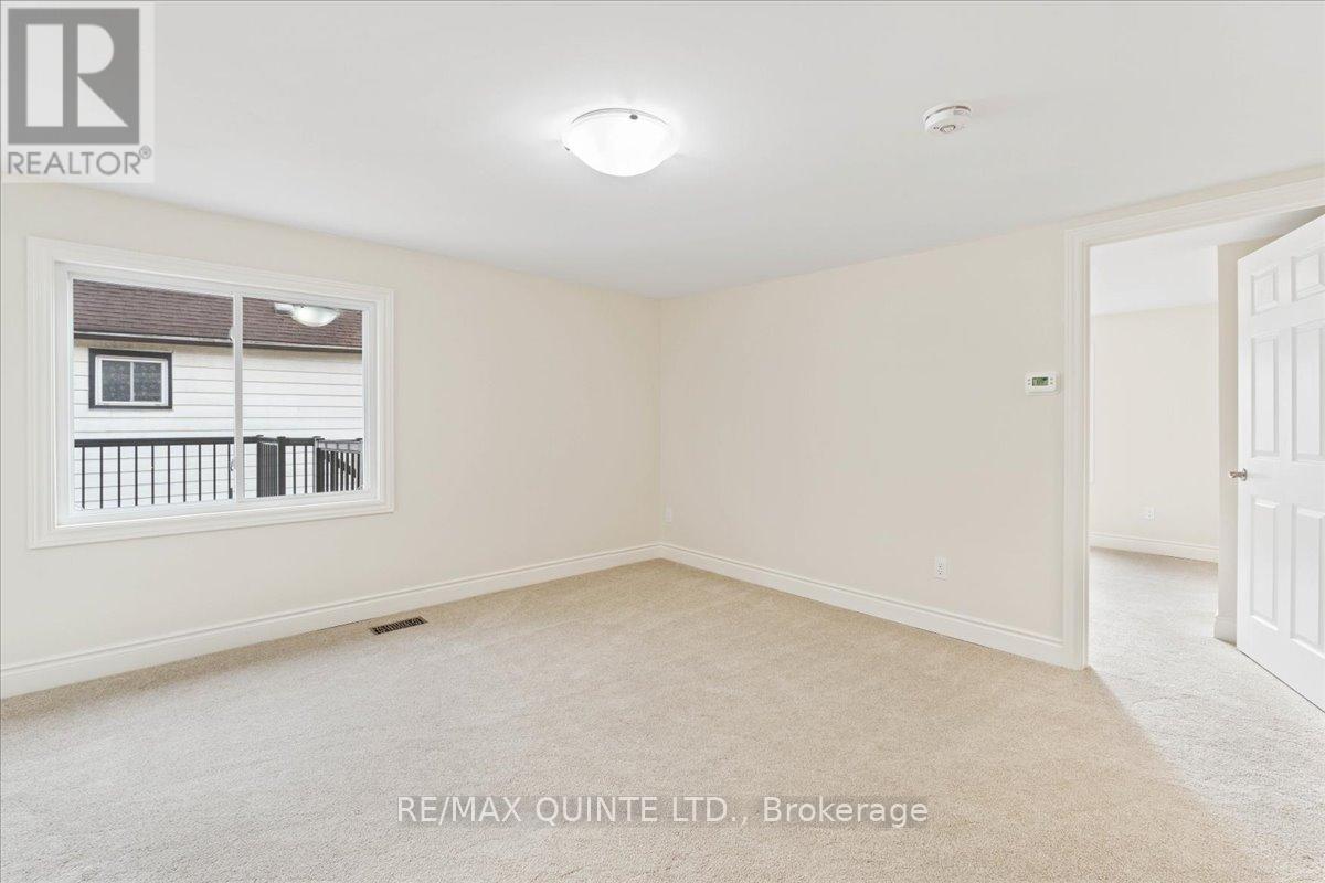 27 Purdy Street, Belleville, Ontario  K8P 1Y8 - Photo 16 - X12555446