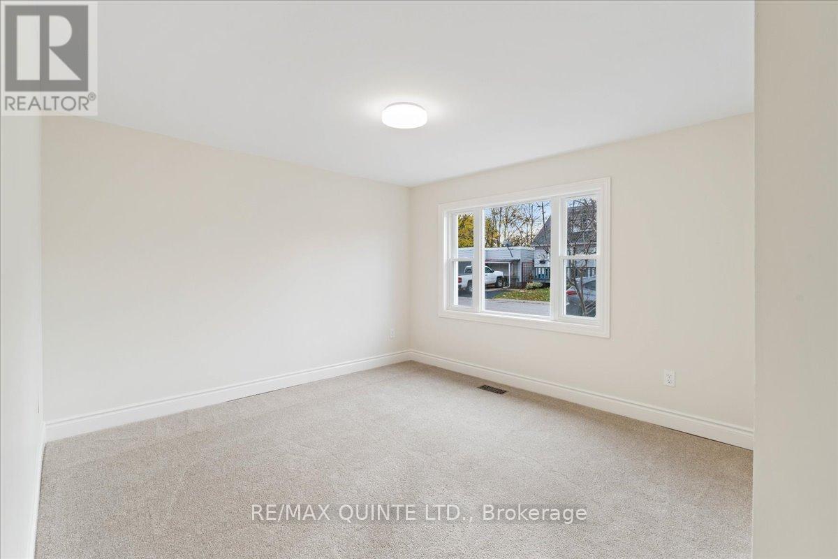 27 Purdy Street, Belleville, Ontario  K8P 1Y8 - Photo 19 - X12555446