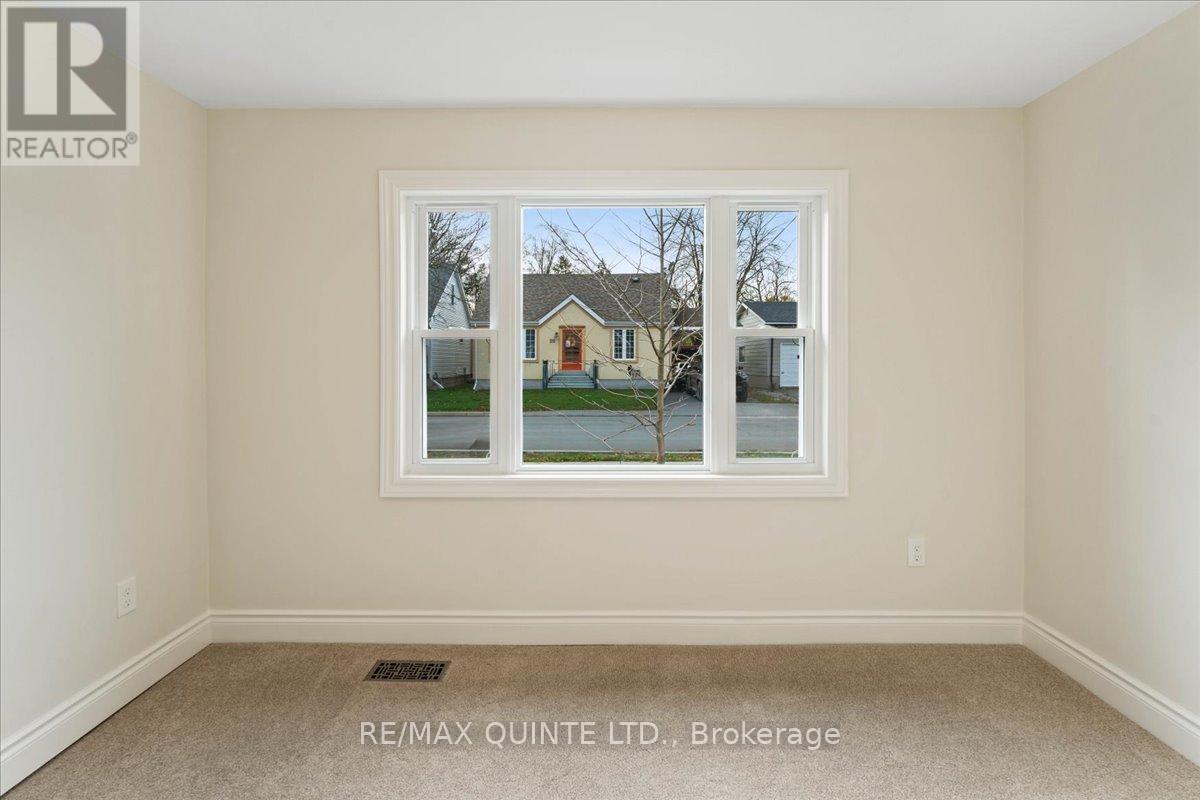 27 Purdy Street, Belleville, Ontario  K8P 1Y8 - Photo 29 - X12555446