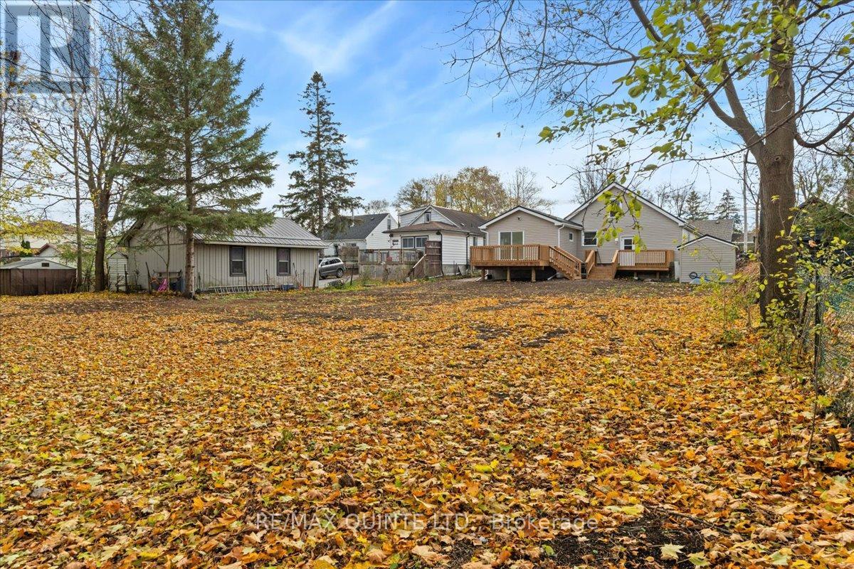 27 Purdy Street, Belleville, Ontario  K8P 1Y8 - Photo 39 - X12555446