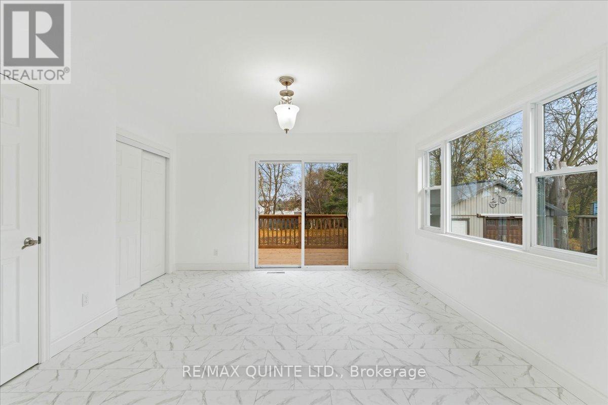 27 Purdy Street, Belleville, Ontario  K8P 1Y8 - Photo 8 - X12555446