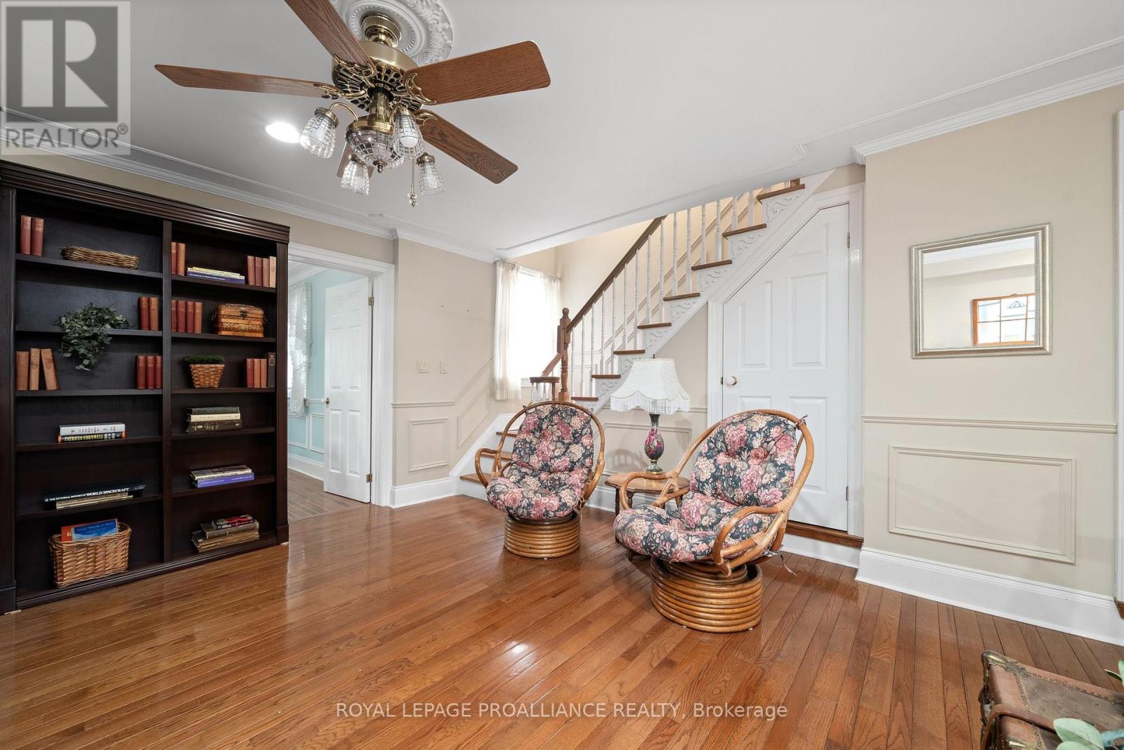 25 Prinyers Cove Crescent, Prince Edward County, Ontario  K0K 2T0 - Photo 21 - X12560762