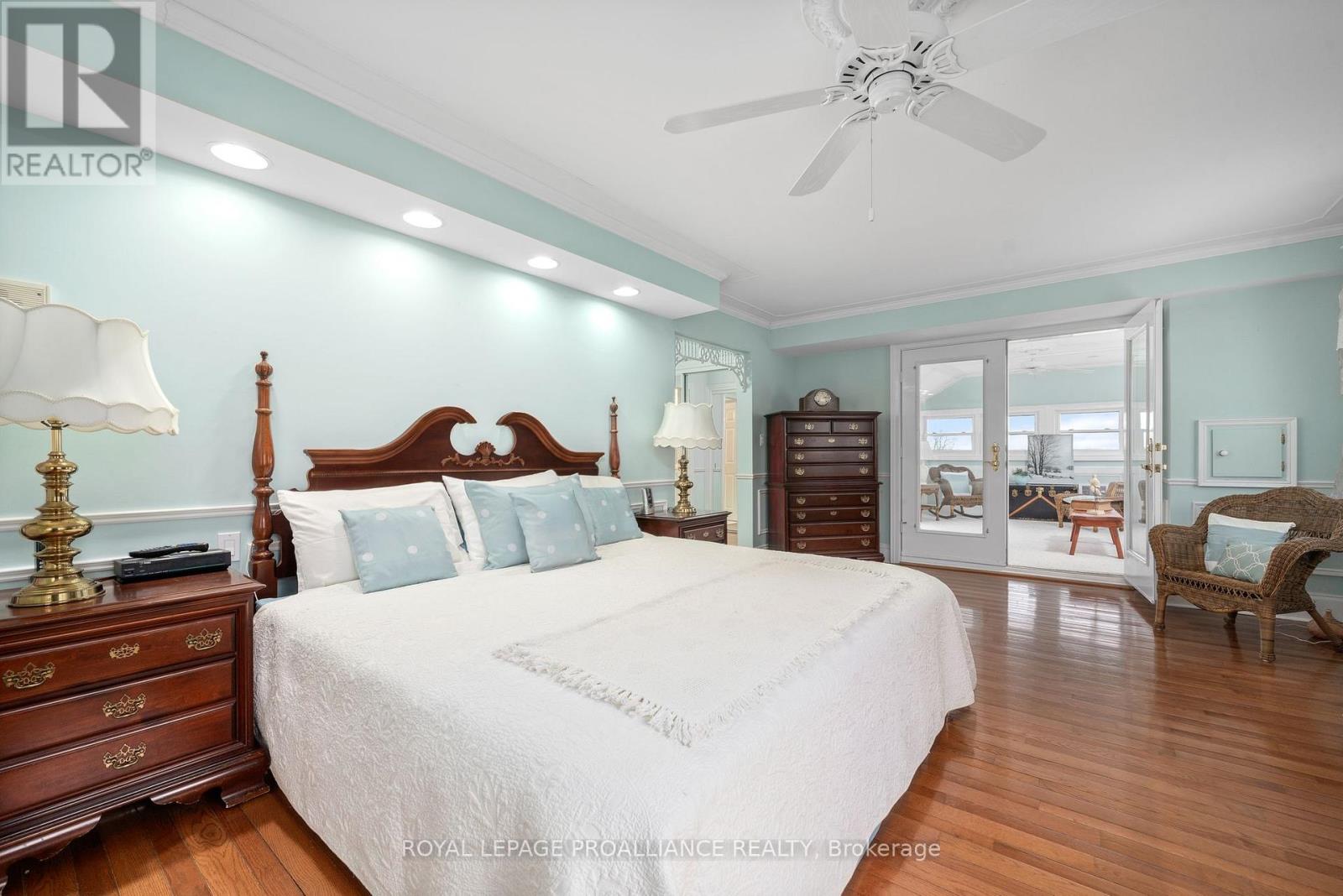 25 Prinyers Cove Crescent, Prince Edward County, Ontario  K0K 2T0 - Photo 23 - X12560762