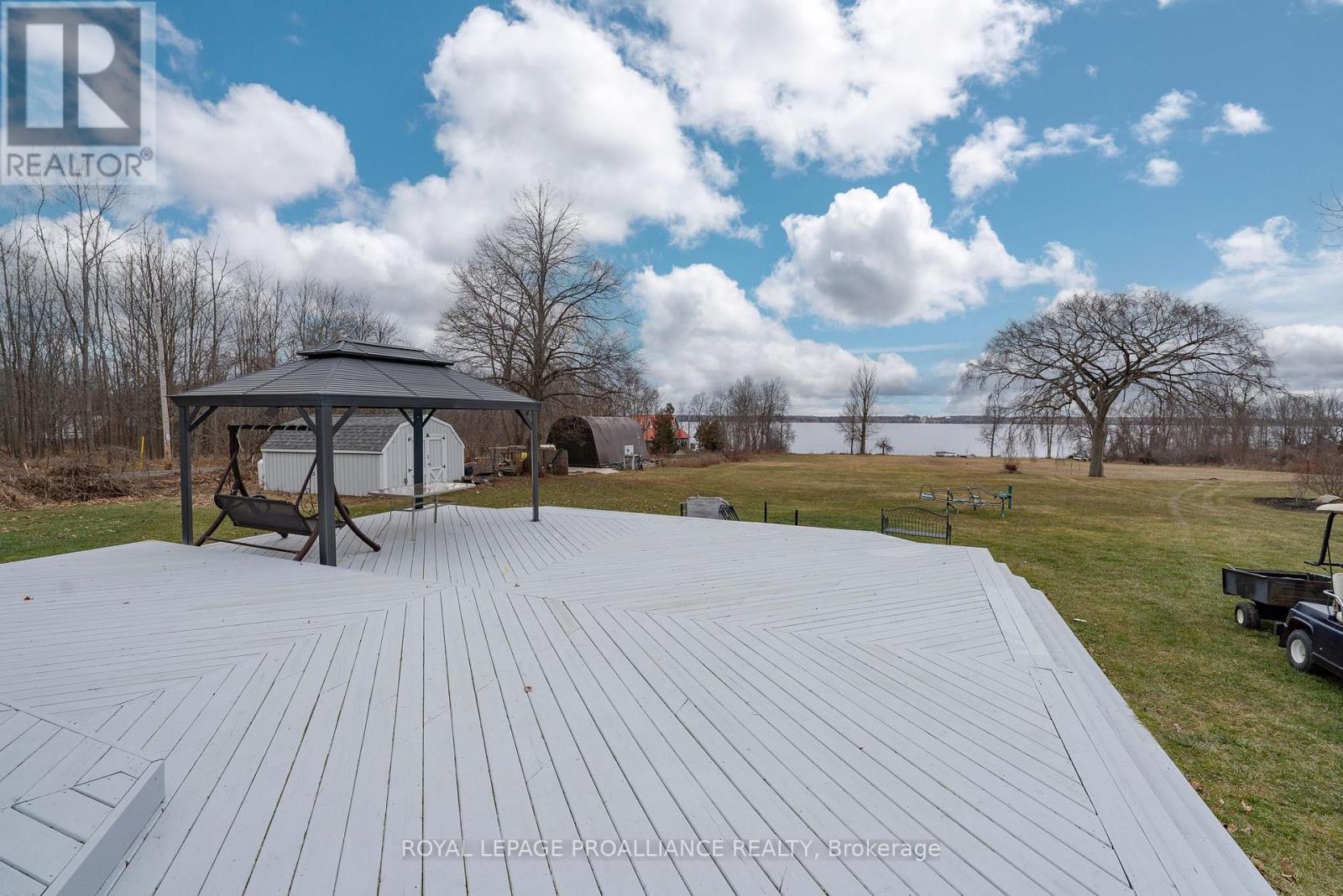 25 Prinyers Cove Crescent, Prince Edward County, Ontario  K0K 2T0 - Photo 37 - X12560762