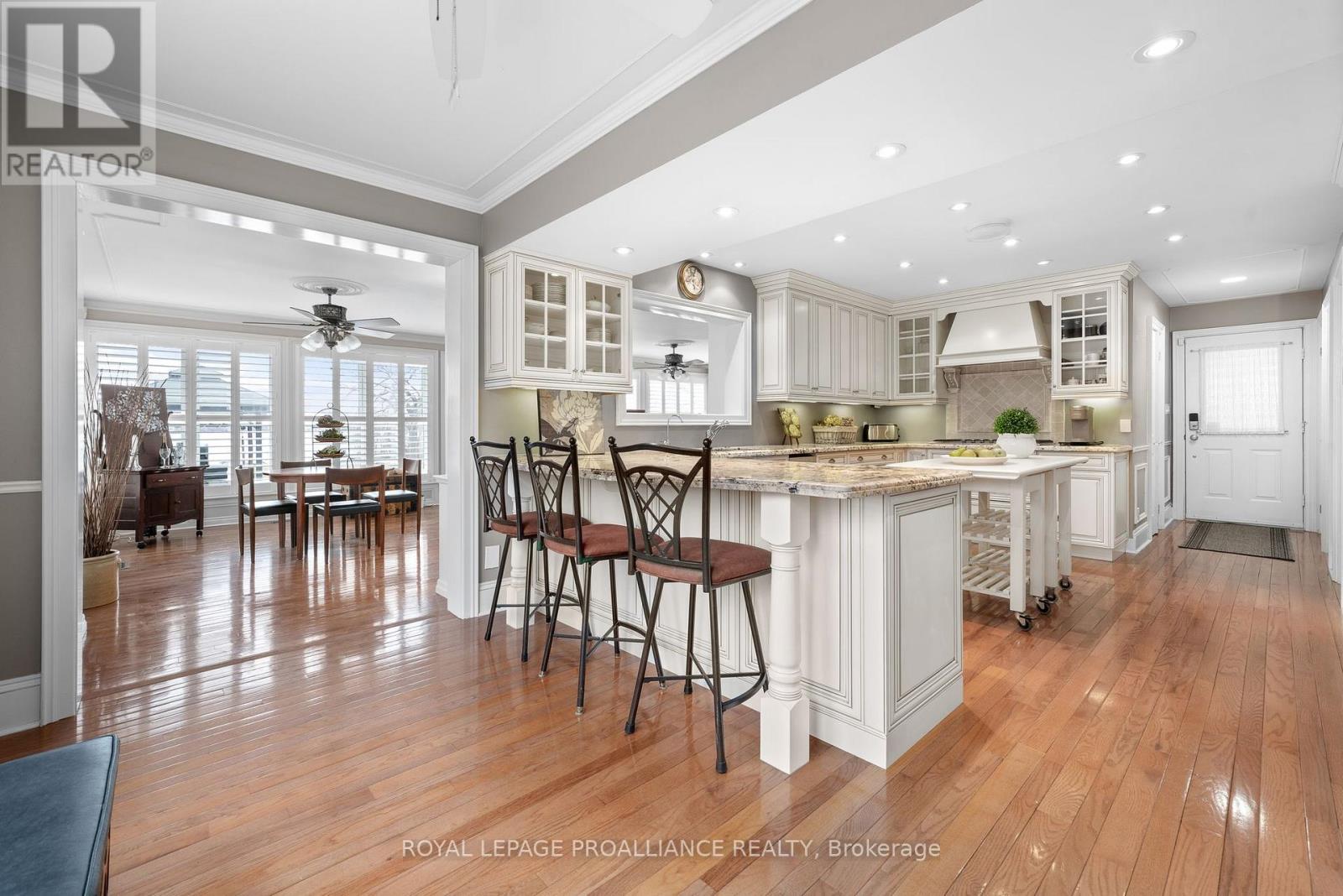 25 Prinyers Cove Crescent, Prince Edward County, Ontario  K0K 2T0 - Photo 9 - X12560762