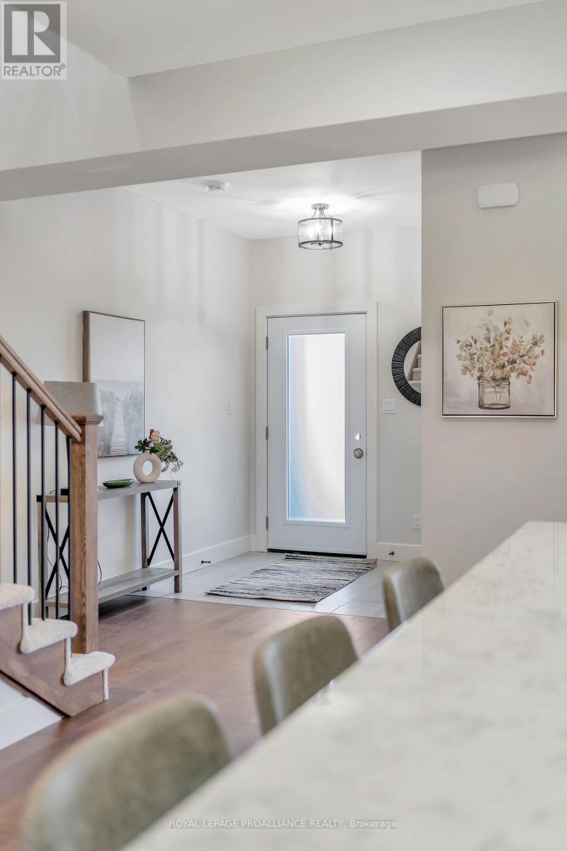 44 Fraser Drive, Quinte West, Ontario  K0K 1E0 - Photo 5 - X12562098