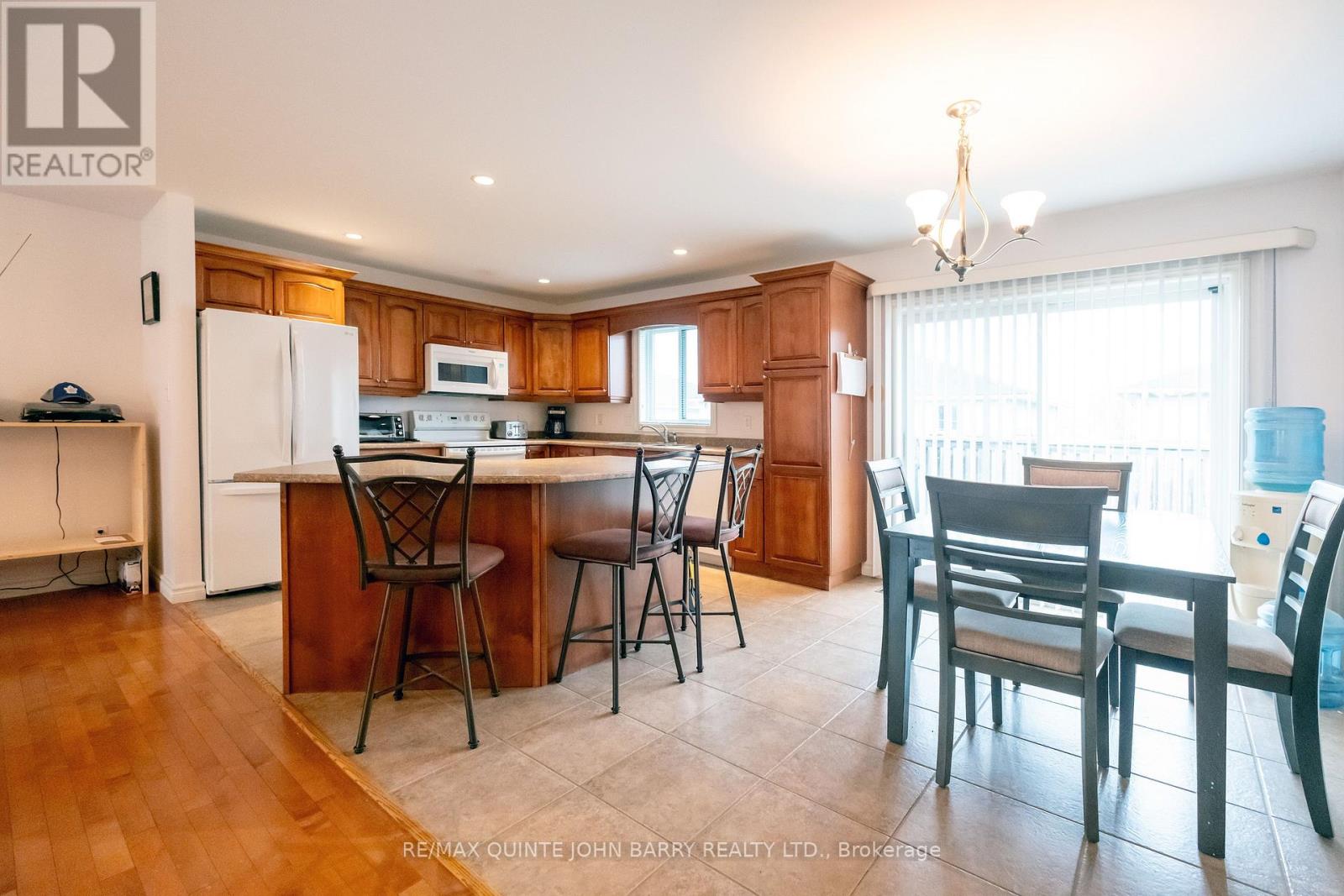 31 Cedar Creek Way, Quinte West, Ontario  K0K 2C0 - Photo 12 - X12563250