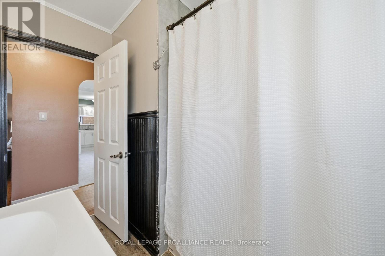 81 Crestview Avenue, Belleville, Ontario  K8N 1W6 - Photo 19 - X12564372