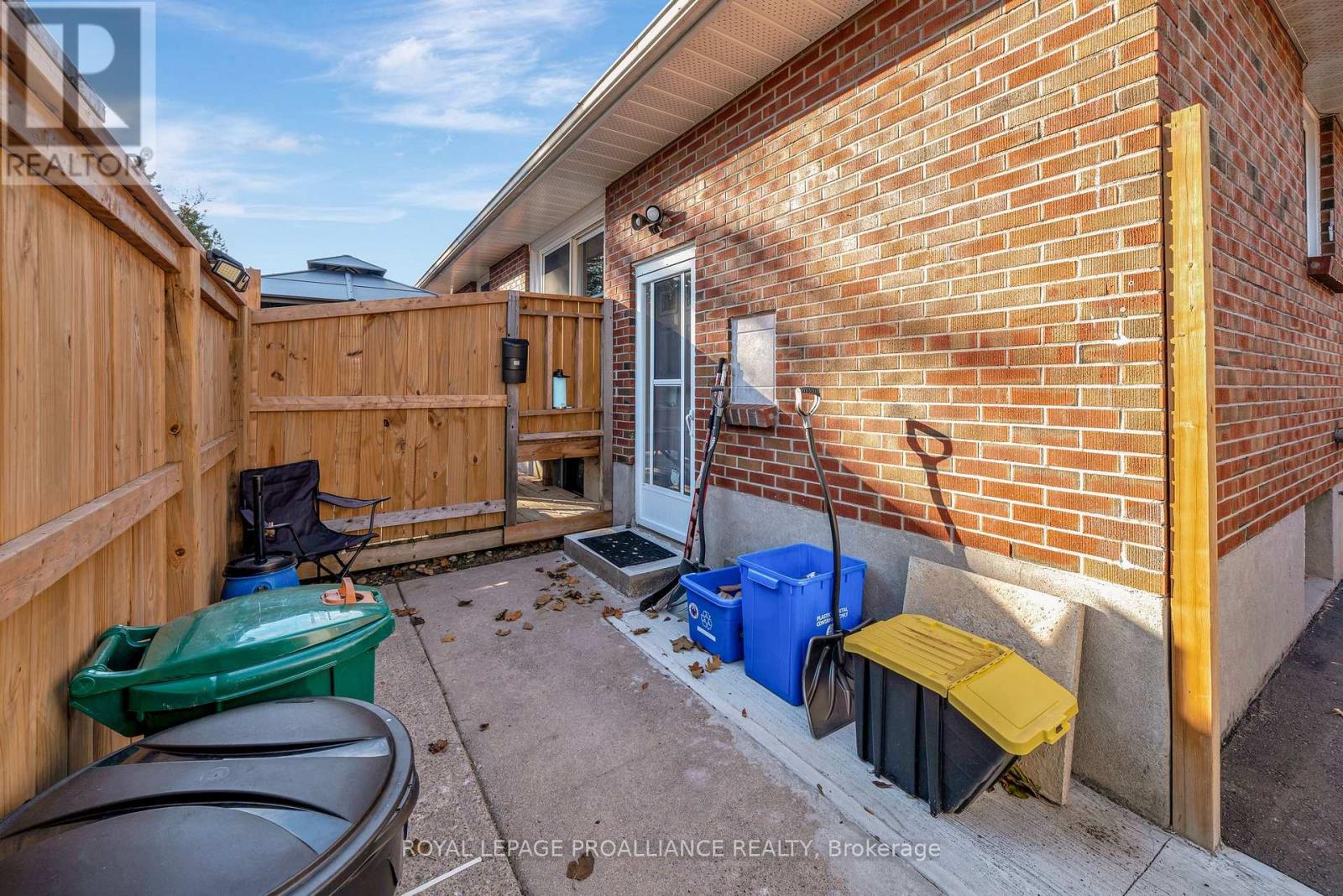 81 Crestview Avenue, Belleville, Ontario  K8N 1W6 - Photo 32 - X12564372