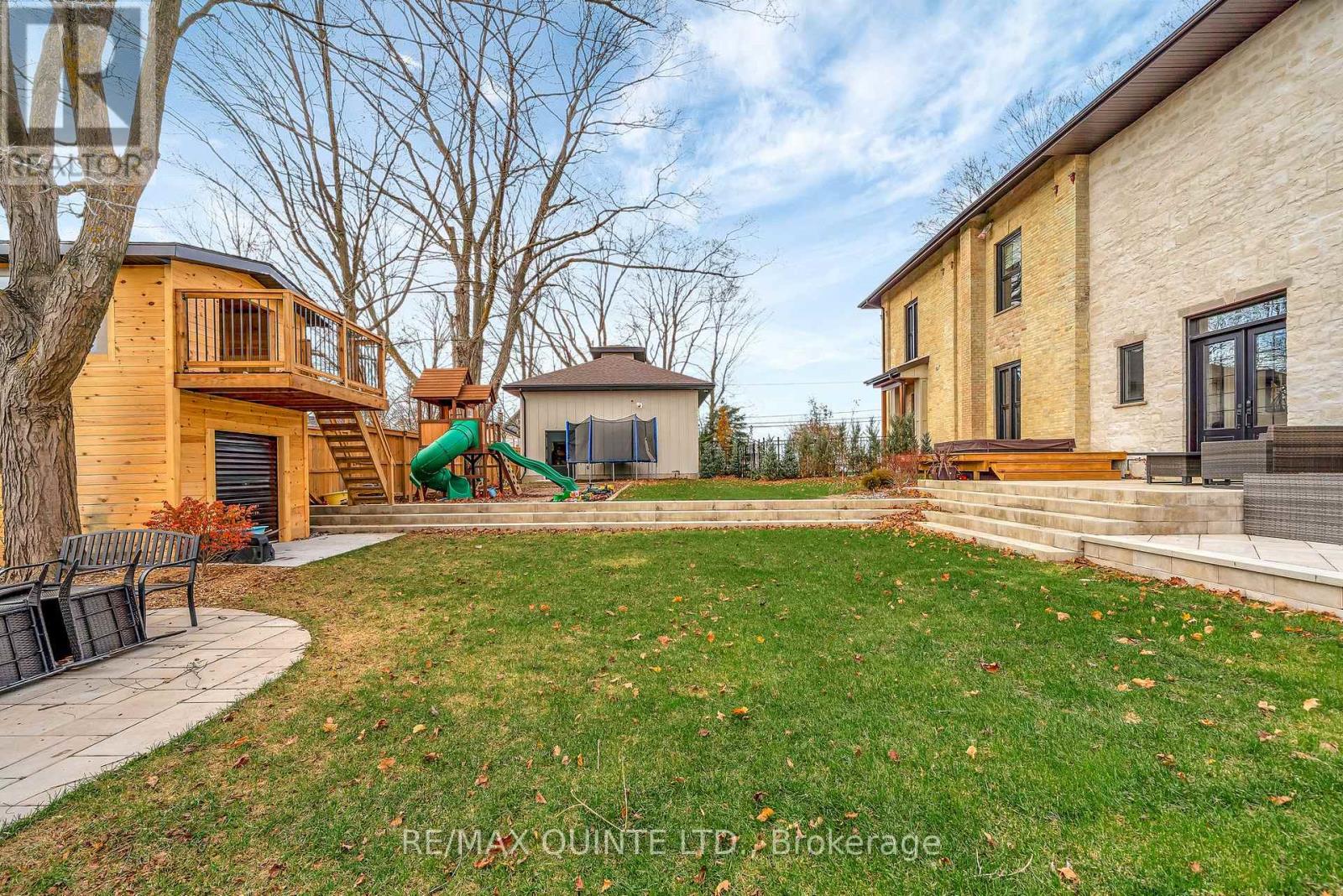 88 Bridge Street, Prince Edward County, Ontario  K0K 2T0 - Photo 46 - X12568050