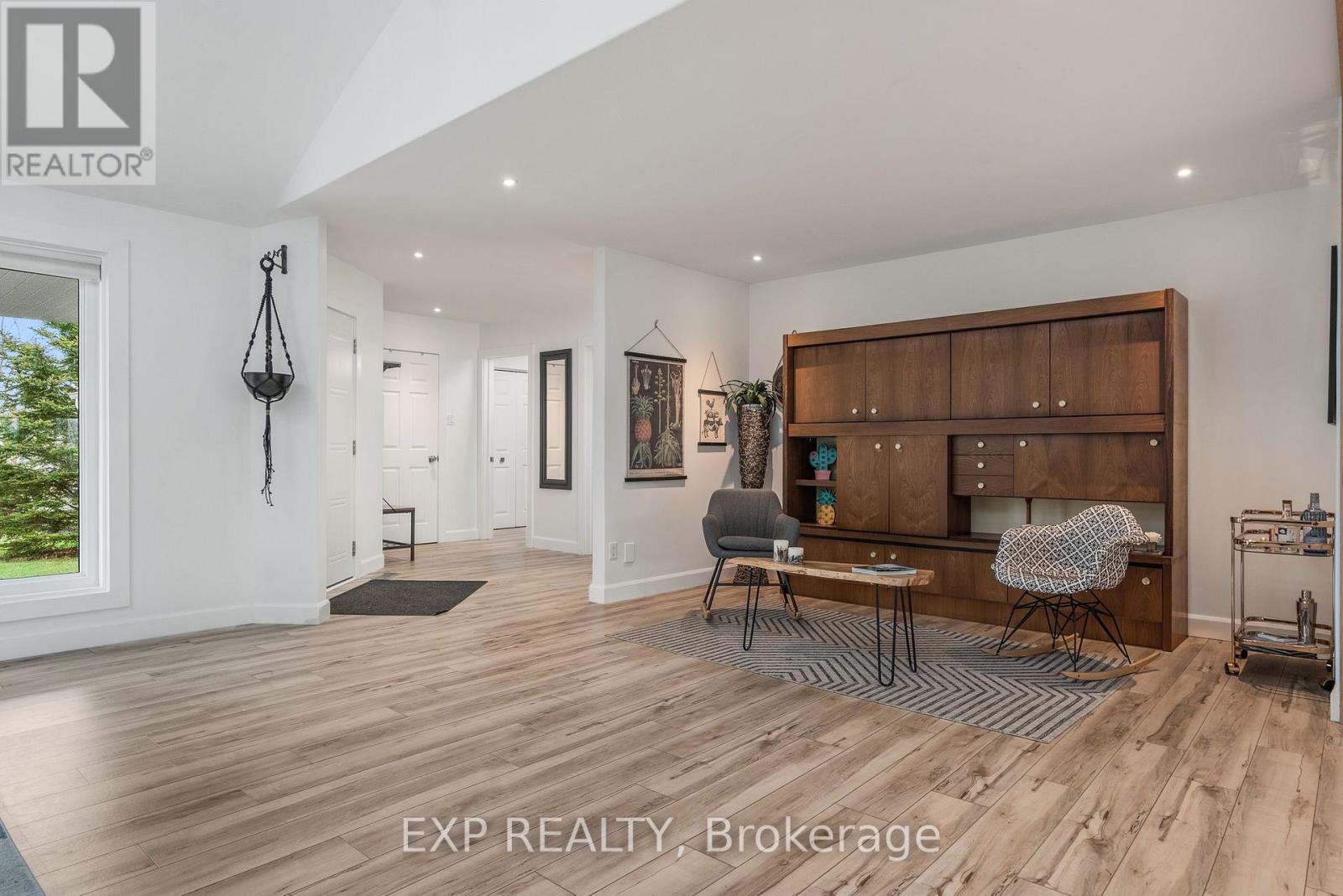 135 Hiscock Shores Road, Prince Edward County, Ontario  K0K 1L0 - Photo 20 - X12571148