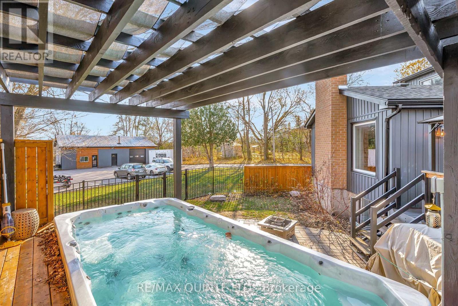 98 Blessington Road, Belleville, Ontario  K0K 1V0 - Photo 30 - X12571176