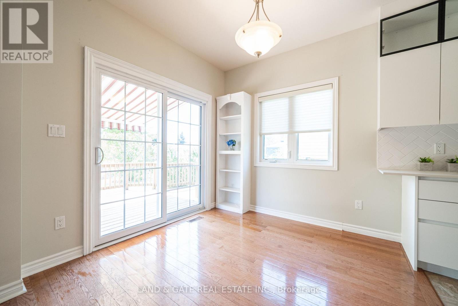 58 Elmdale Drive, Prince Edward County, Ontario  K0K 3L0 - Photo 11 - X12574076