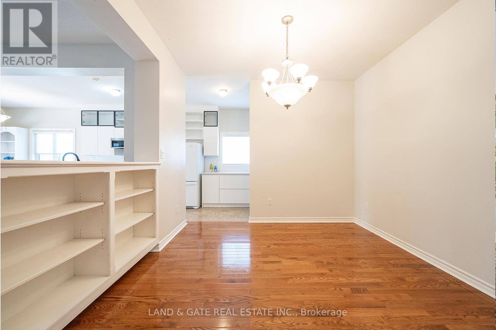 58 Elmdale Drive, Prince Edward County, Ontario  K0K 3L0 - Photo 12 - X12574076