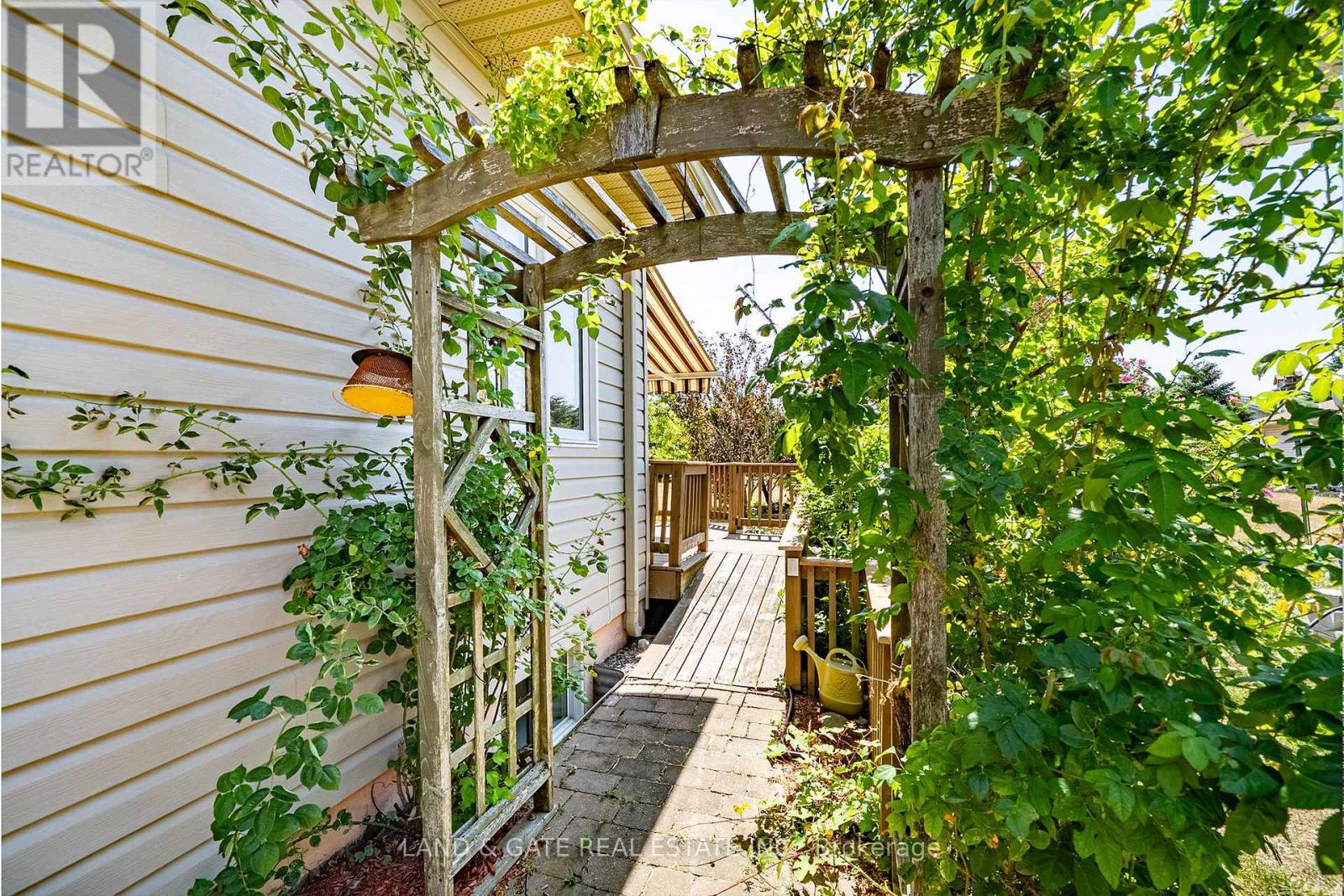 58 Elmdale Drive, Prince Edward County, Ontario  K0K 3L0 - Photo 34 - X12574076