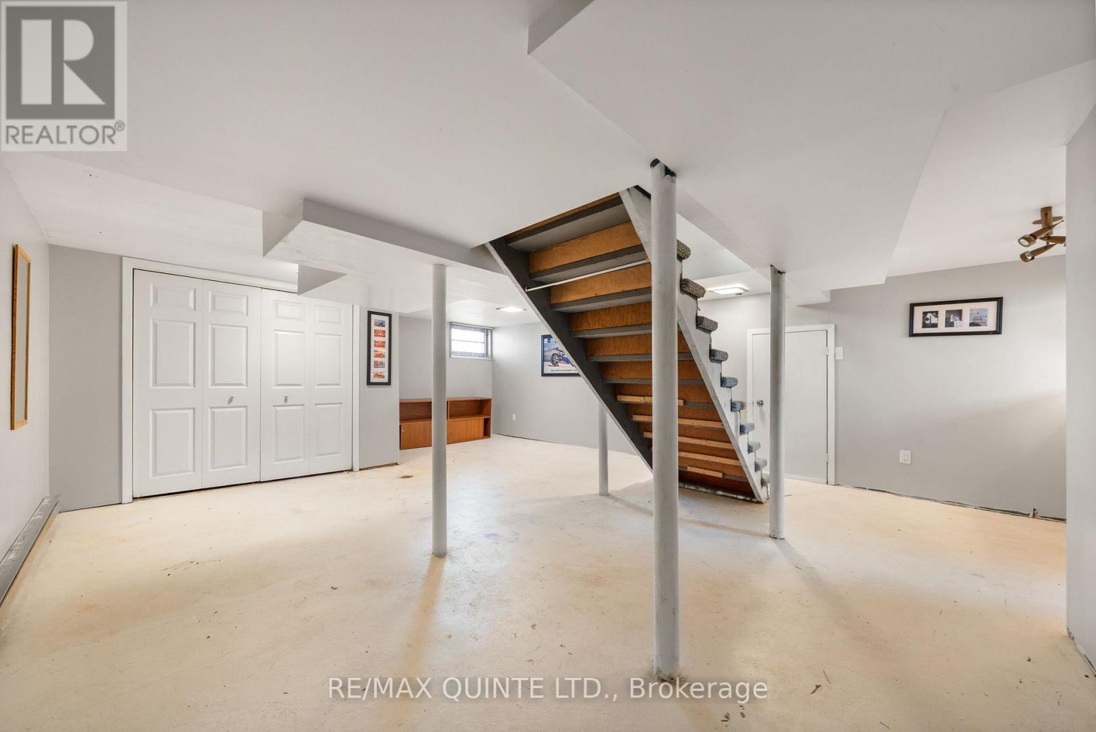 8 Greenlawn Avenue, Belleville, Ontario  K8N 4B5 - Photo 30 - X12574114