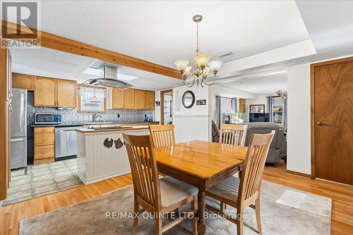 15 Gordon Street, Belleville, Ontario  K8P 3E4 - Photo 10 - X12576010