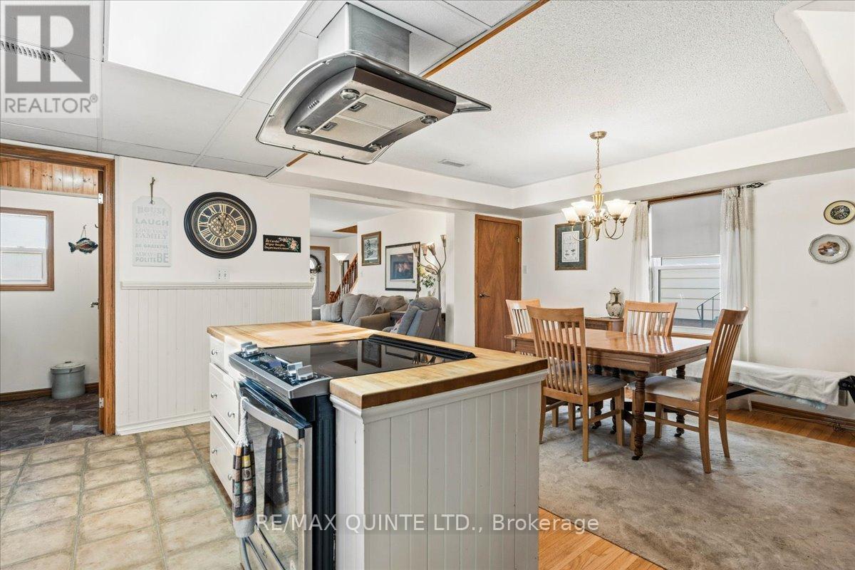 15 Gordon Street, Belleville, Ontario  K8P 3E4 - Photo 14 - X12576010