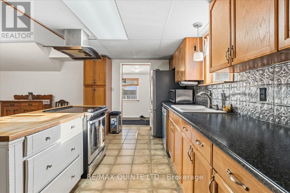 15 Gordon Street, Belleville, Ontario  K8P 3E4 - Photo 15 - X12576010