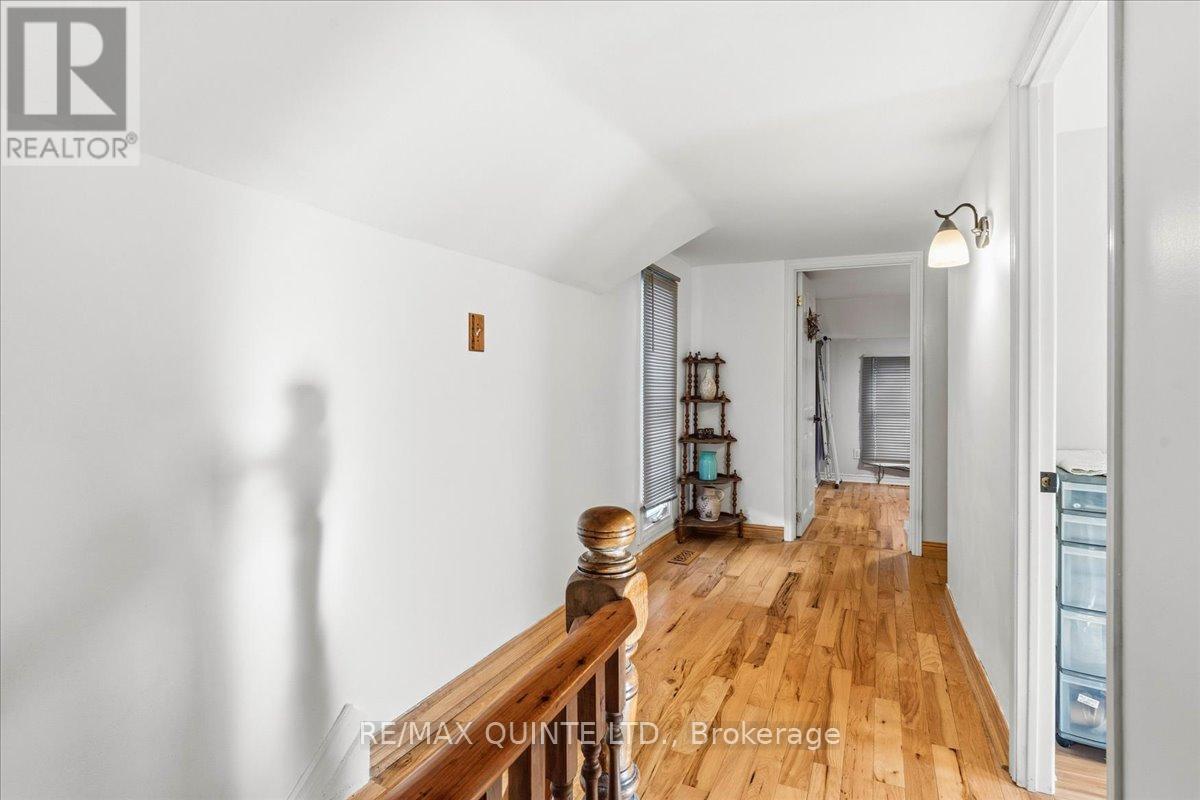 15 Gordon Street, Belleville, Ontario  K8P 3E4 - Photo 23 - X12576010