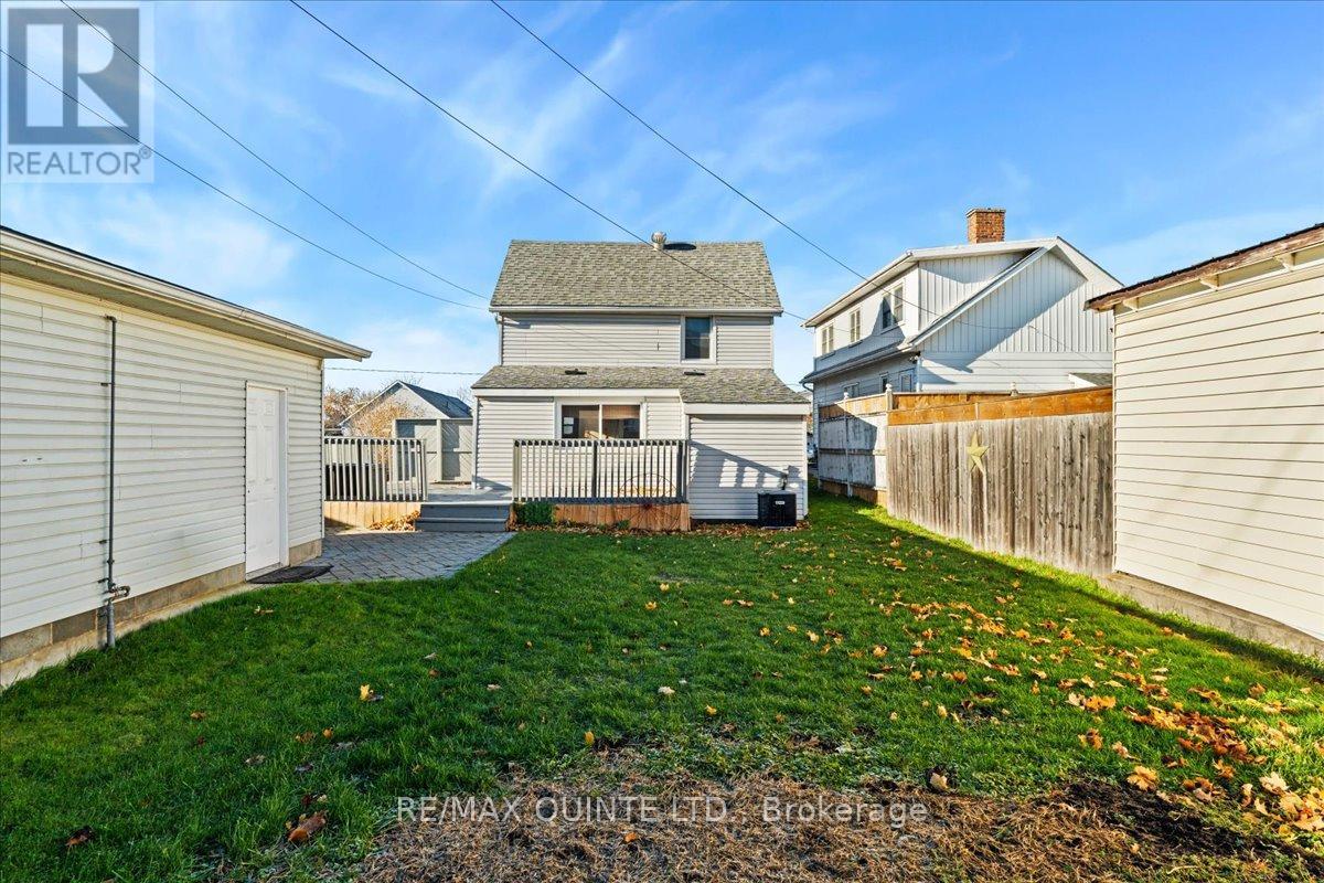 15 Gordon Street, Belleville, Ontario  K8P 3E4 - Photo 7 - X12576010