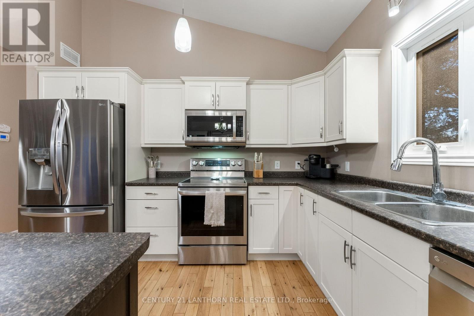 528 Mitchells Cross Road, Prince Edward County, Ontario  K0K 2T0 - Photo 11 - X12578450