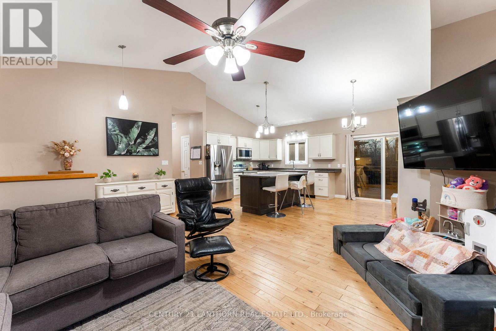 528 Mitchells Cross Road, Prince Edward County, Ontario  K0K 2T0 - Photo 16 - X12578450