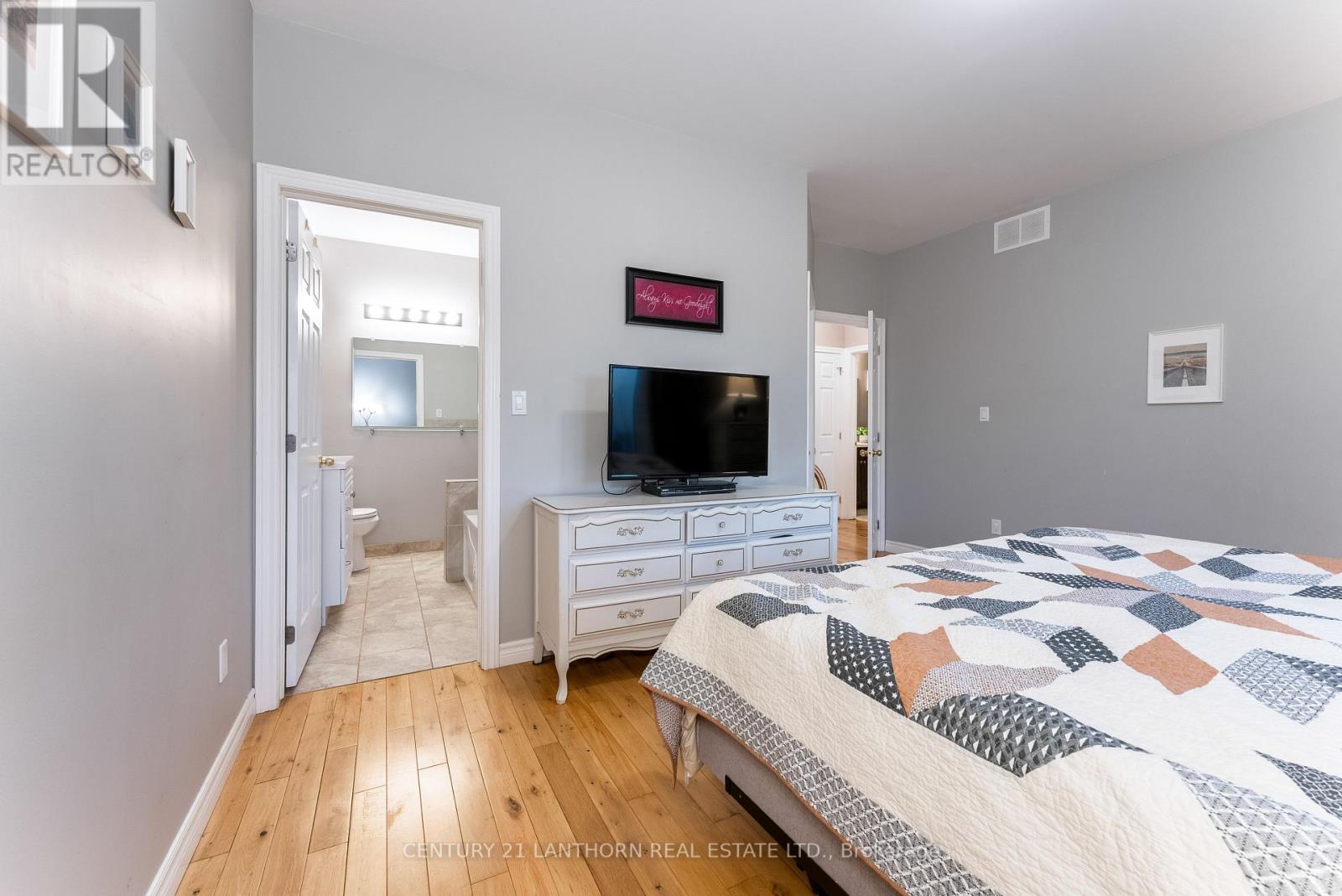 528 Mitchells Cross Road, Prince Edward County, Ontario  K0K 2T0 - Photo 19 - X12578450