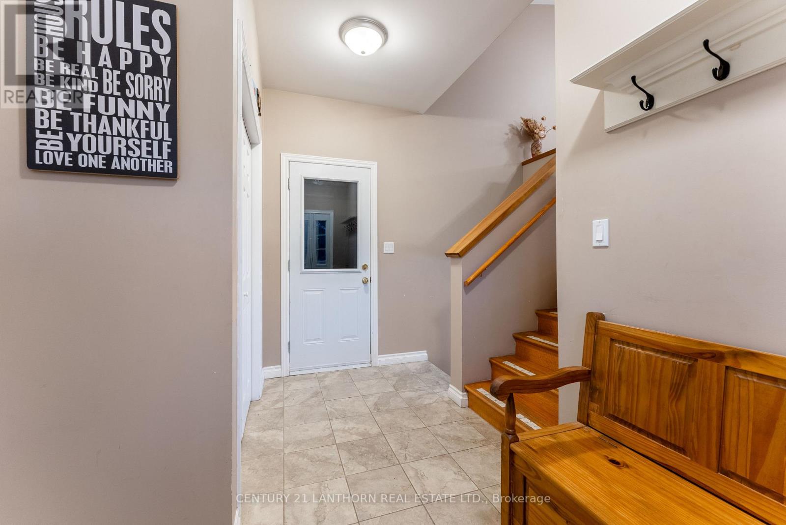 528 Mitchells Cross Road, Prince Edward County, Ontario  K0K 2T0 - Photo 7 - X12578450