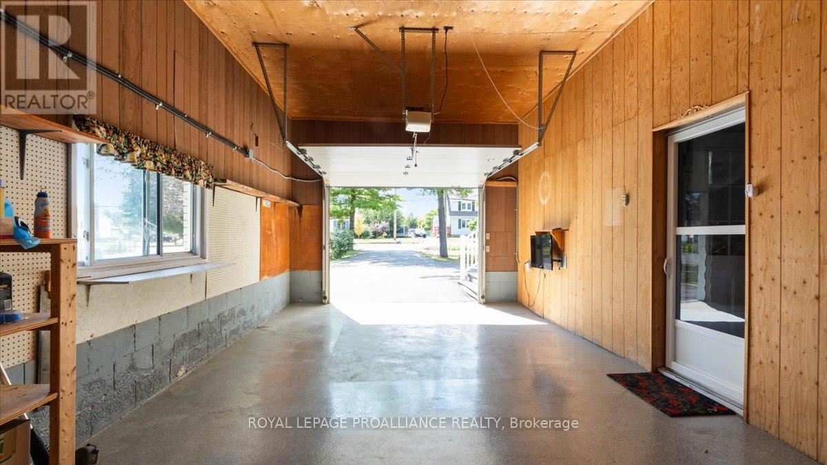 89 Point Anne Road, Belleville, Ontario  K8N 4Z4 - Photo 13 - X12579518