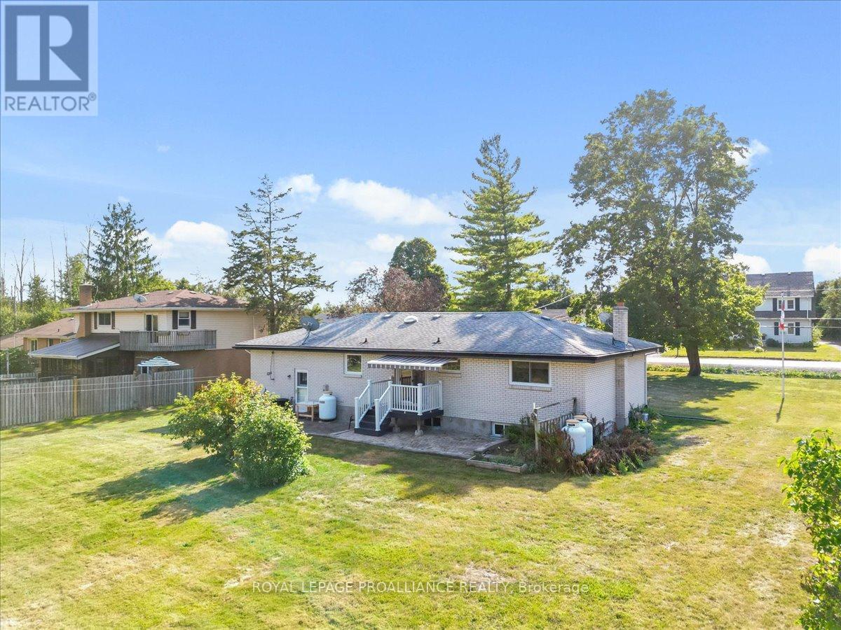 89 Point Anne Road, Belleville, Ontario  K8N 4Z4 - Photo 34 - X12579518