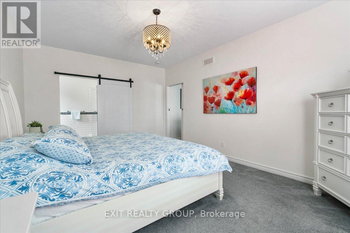 18 Gilbert Crescent, Prince Edward County, Ontario  K0K 3L0 - Photo 25 - X12579894