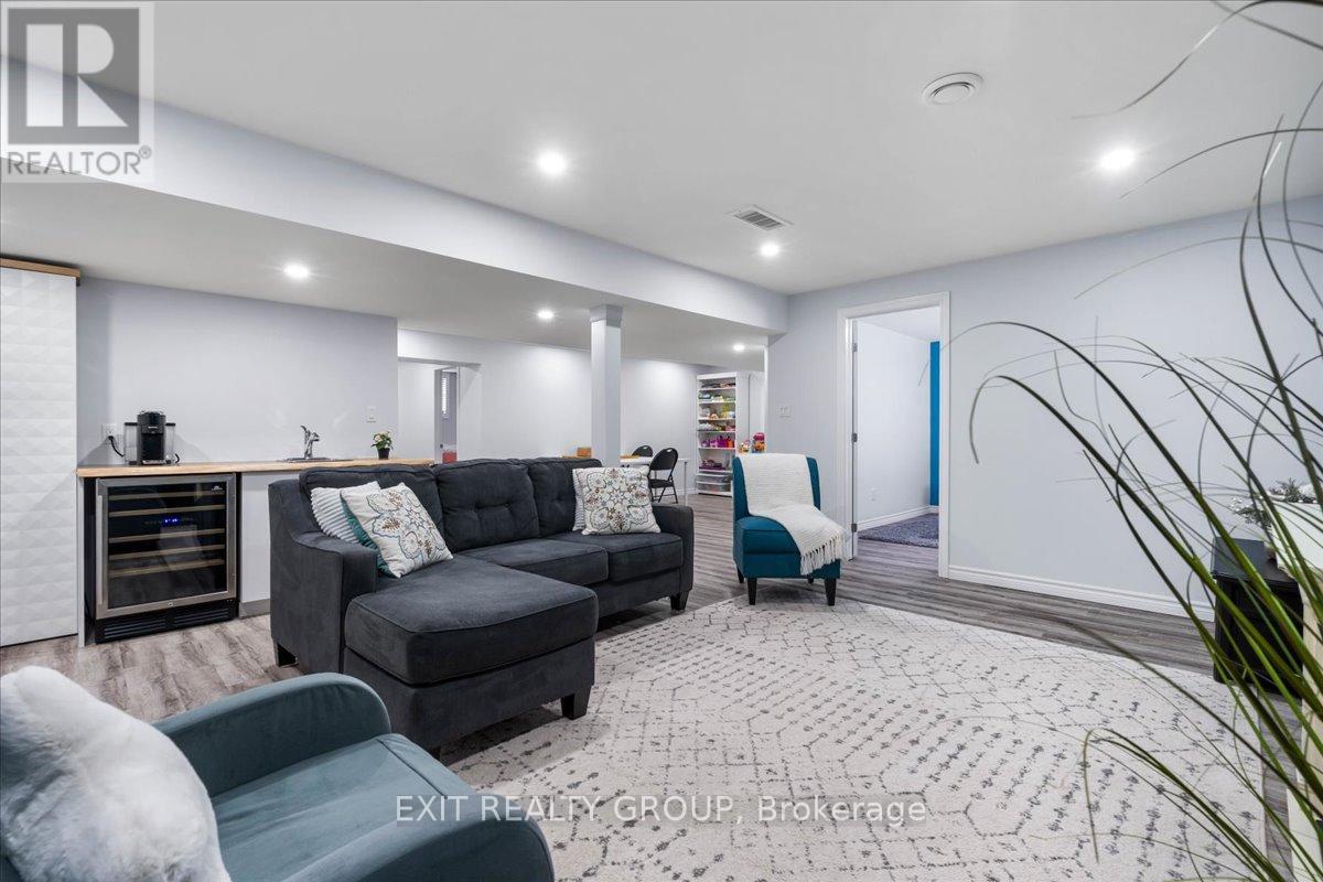 18 Gilbert Crescent, Prince Edward County, Ontario  K0K 3L0 - Photo 36 - X12579894