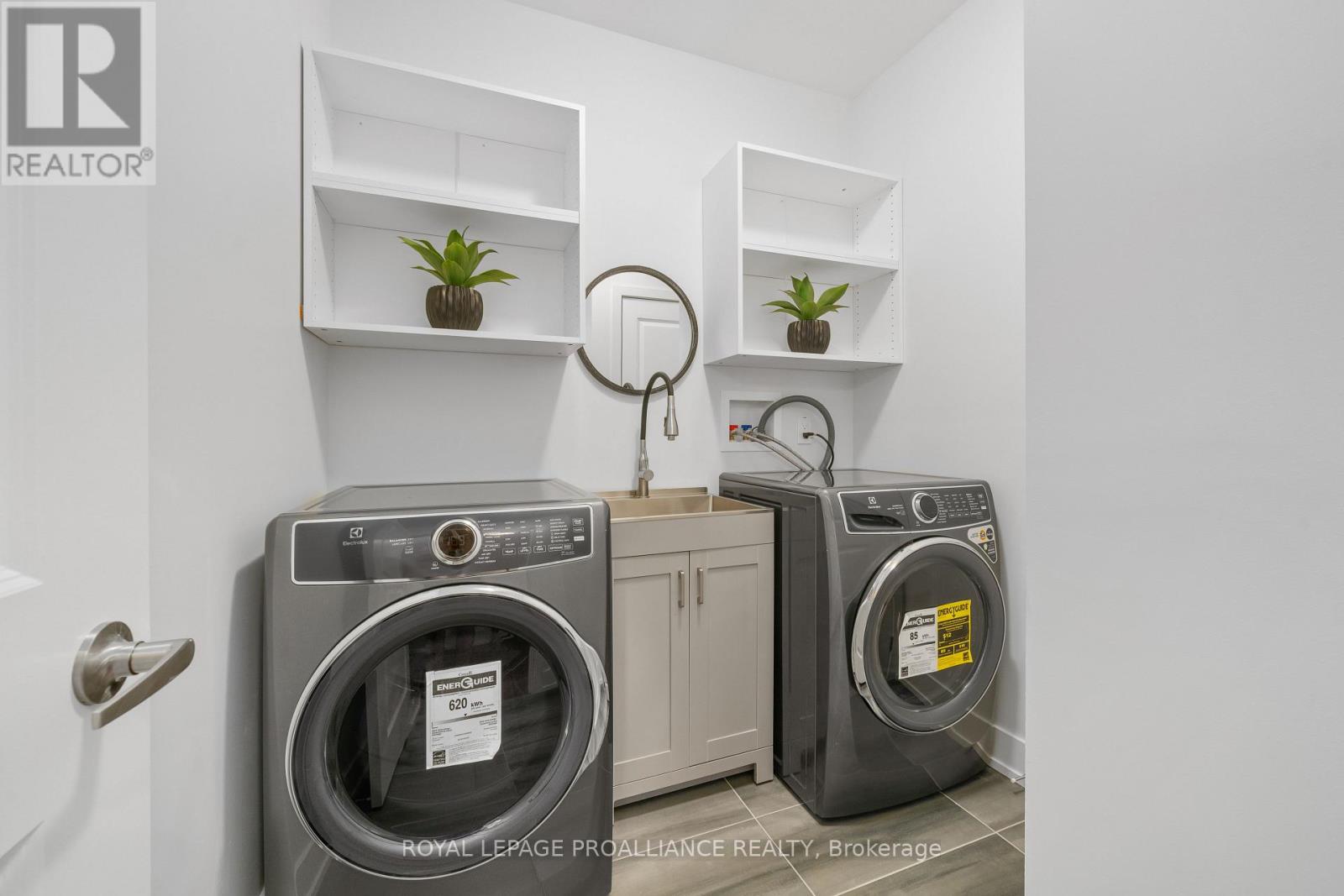 16 Twelve Trees Court, Prince Edward County, Ontario  K0K 3L0 - Photo 22 - X12580680