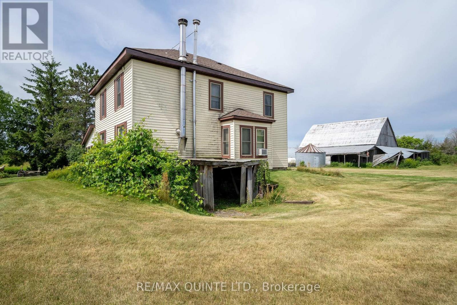 595 Elmbrook Road, Prince Edward County, Ontario  K0K 2T0 - Photo 28 - X12582234