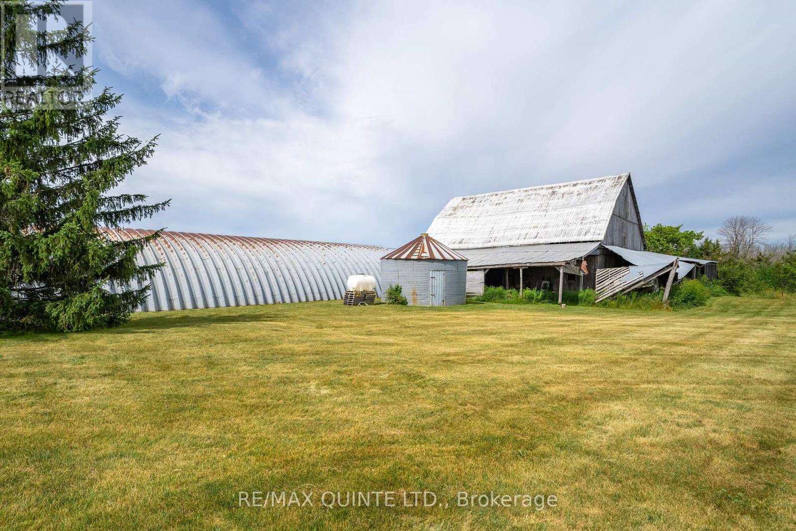 595 Elmbrook Road, Prince Edward County, Ontario  K0K 2T0 - Photo 35 - X12582234