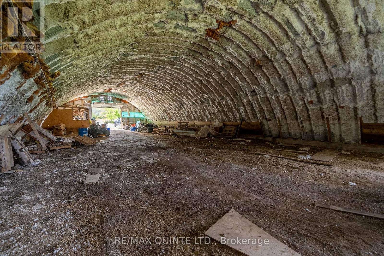 595 Elmbrook Road, Prince Edward County, Ontario  K0K 2T0 - Photo 39 - X12582234