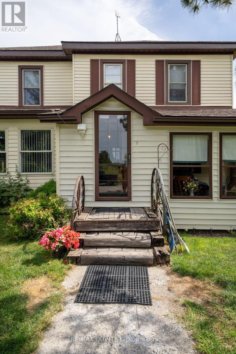 595 Elmbrook Road, Prince Edward County, Ontario  K0K 2T0 - Photo 4 - X12582234