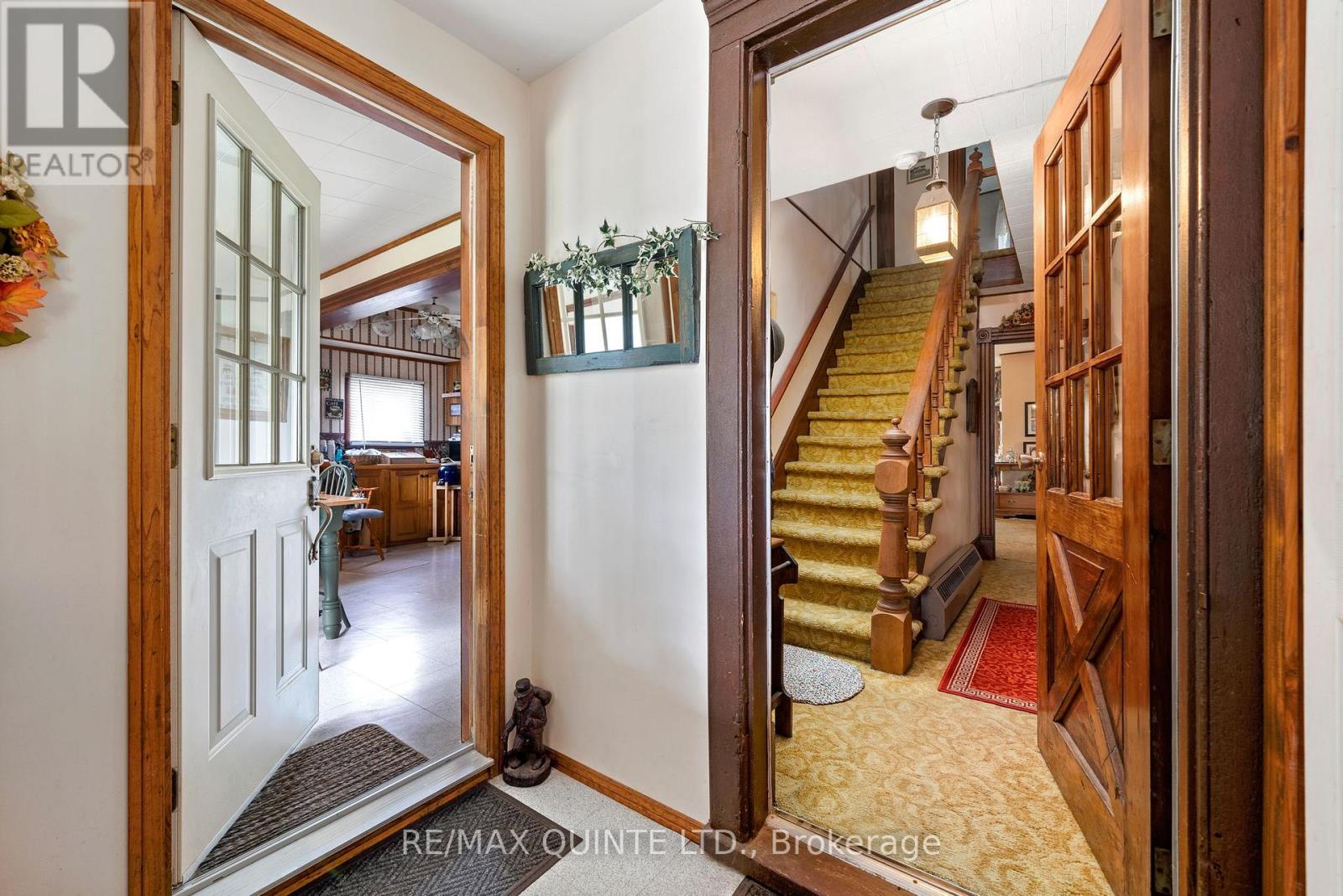 595 Elmbrook Road, Prince Edward County, Ontario  K0K 2T0 - Photo 7 - X12582234